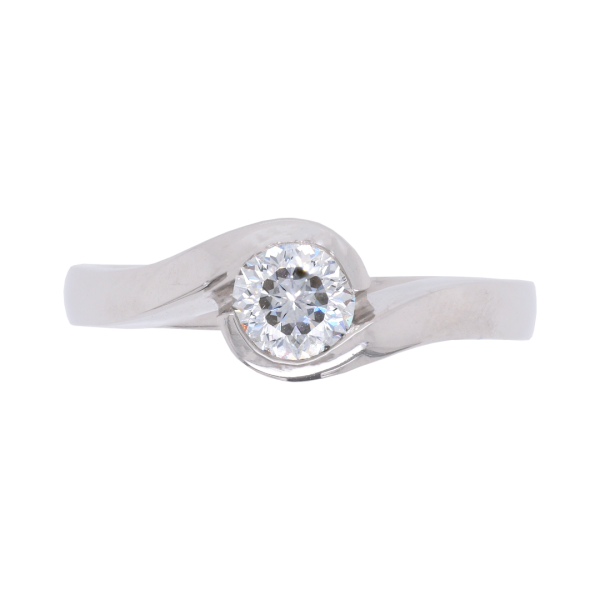 290523 Sirius Star Diamond Crossover Solitaire Ring Top 1080x1080