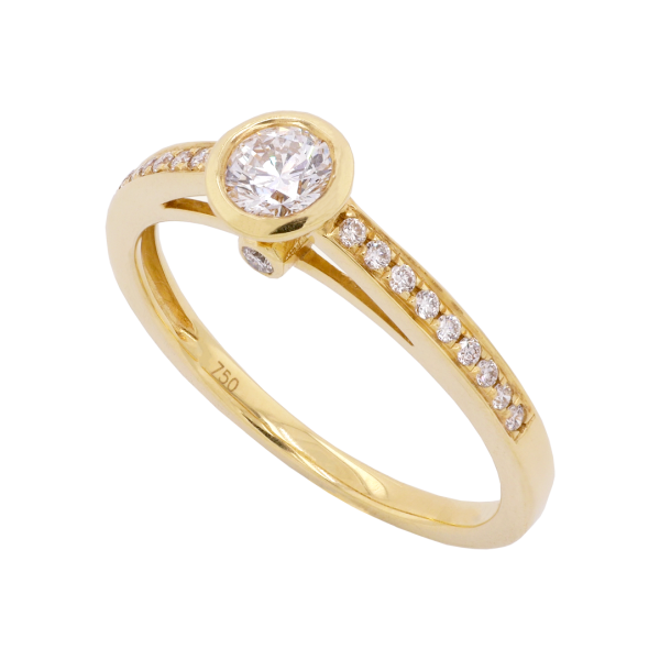 Rubover Set Diamond Solitaire Ring