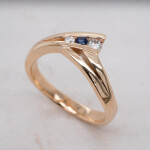 BA6235 Sapphire Diamond Yellow Gold Ring Angle 1080x1080
