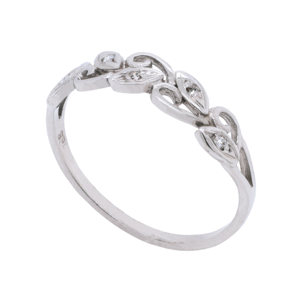 Openwork Leaf Pattern Diamond Wedding Ring