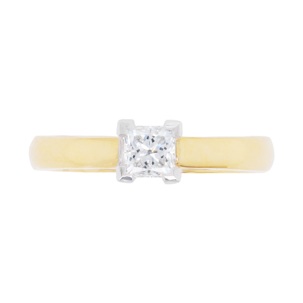 280607 Princess Cut Diamond Solitaire Tapered Band Top 1080x1080 copy